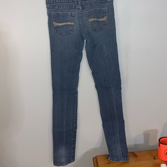 Jeans - Picture 2 of 3